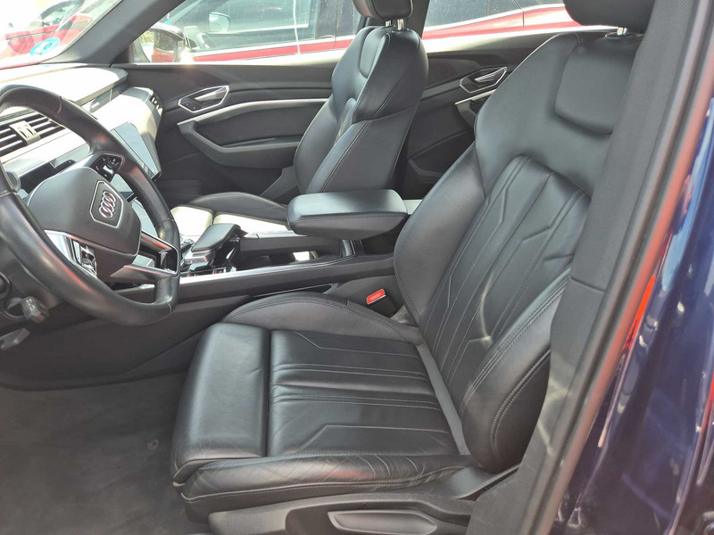 Foto Audi E-TRON 10