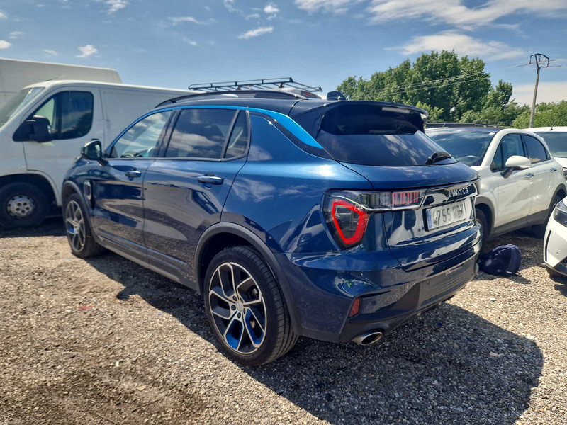 Foto LYNK & CO 01 2