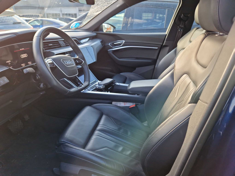 Foto Audi E-TRON 12