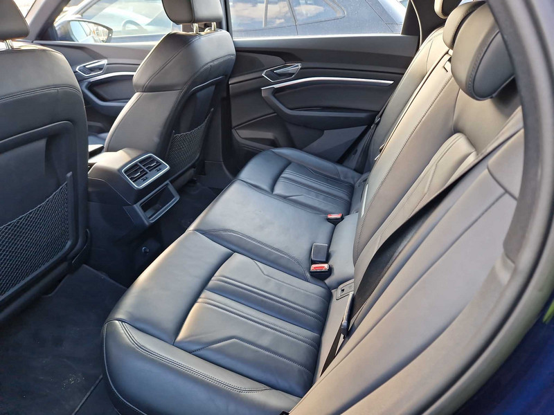 Foto Audi E-TRON 13