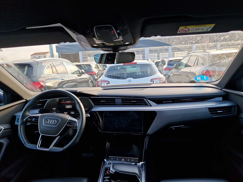 Foto Audi E-TRON 14
