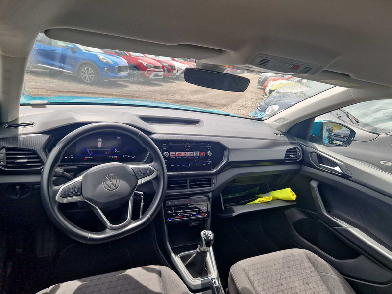 Foto Volkswagen T-CROSS 14