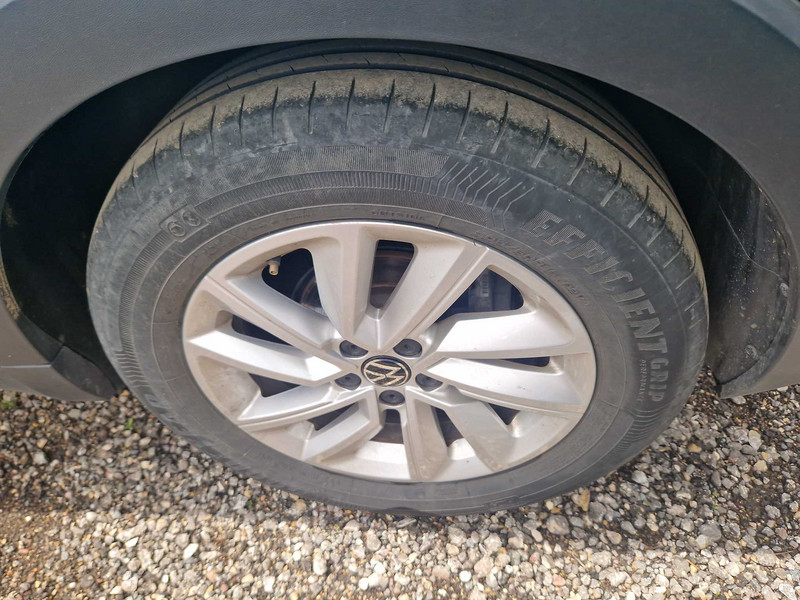 Foto Volkswagen T-CROSS 21