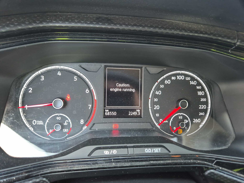 Foto Volkswagen T-CROSS 8