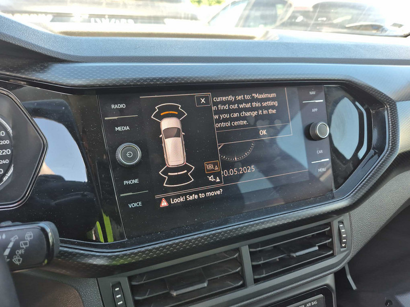 Foto Volkswagen T-CROSS 9