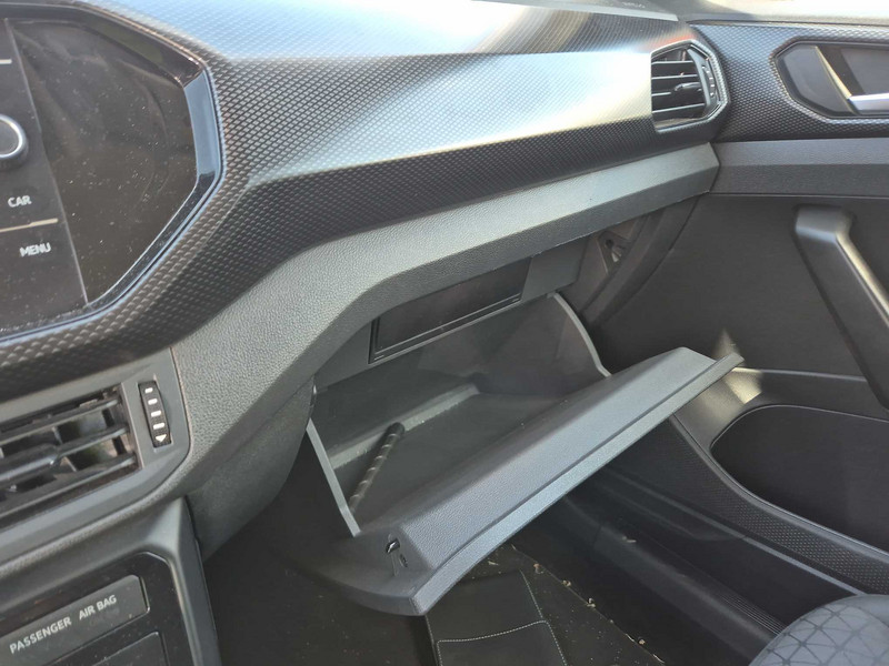Foto Volkswagen T-CROSS 10