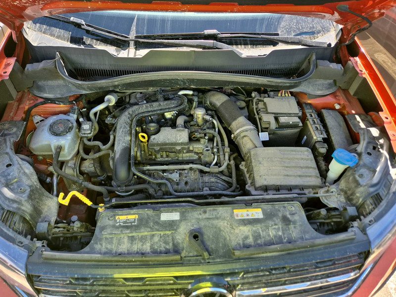 Foto Volkswagen T-CROSS 11
