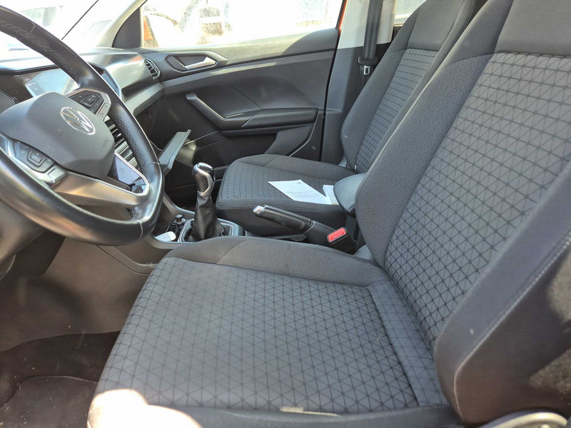 Foto Volkswagen T-CROSS 12