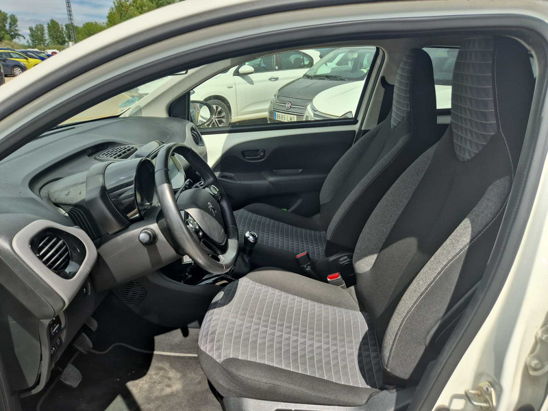 Foto Peugeot 108 11