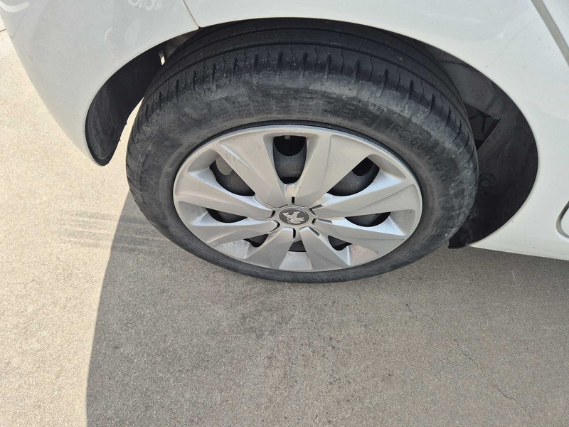Foto Peugeot 108 21