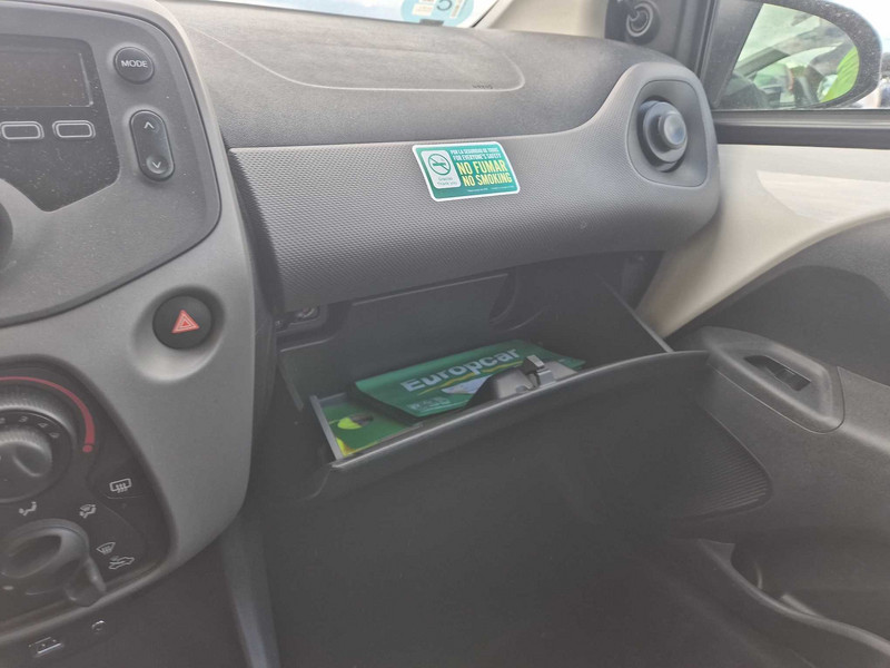 Foto Peugeot 108 9