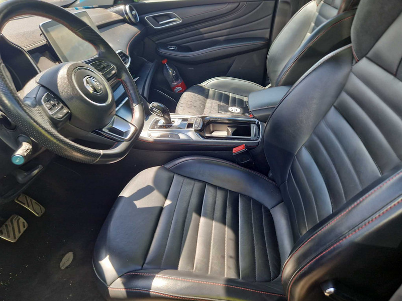 Foto MG HS e 1.5 T-GDI Luxury 12