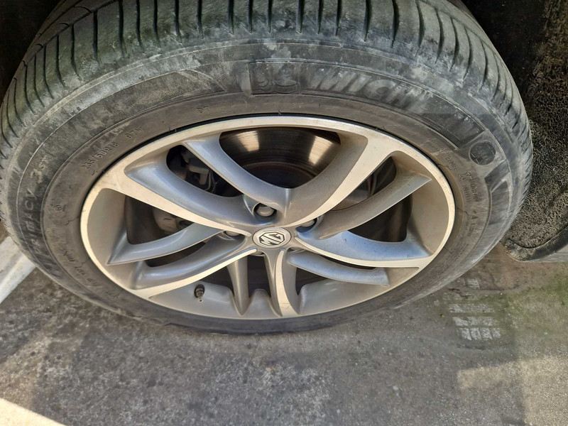 Foto MG HS e 1.5 T-GDI Luxury 25