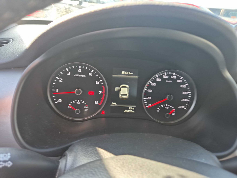 Foto Kia Stonic 9