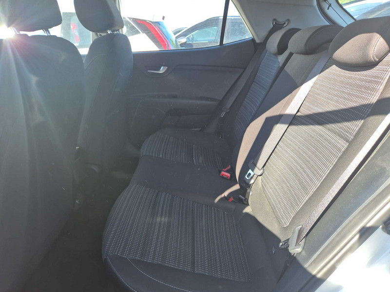 Foto Kia Stonic 13