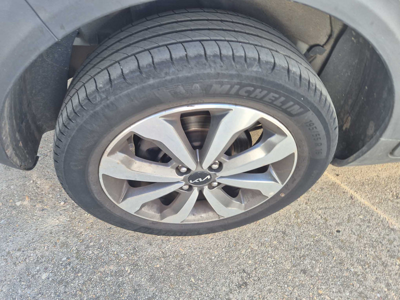 Foto Kia Stonic 23