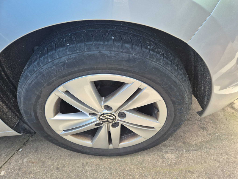 Foto Volkswagen Golf 21