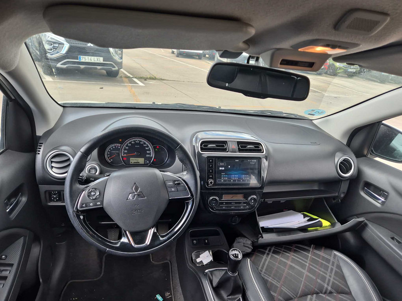 Foto Mitsubishi Space Star 12