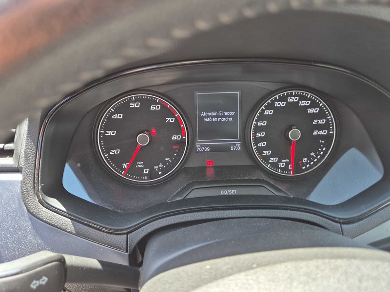 Foto Seat Arona 8