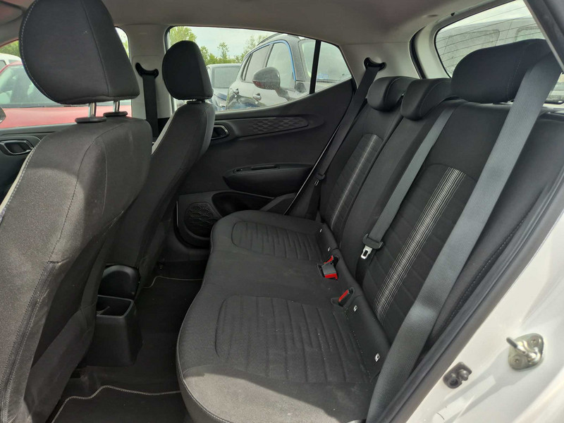 Foto Hyundai i10 13