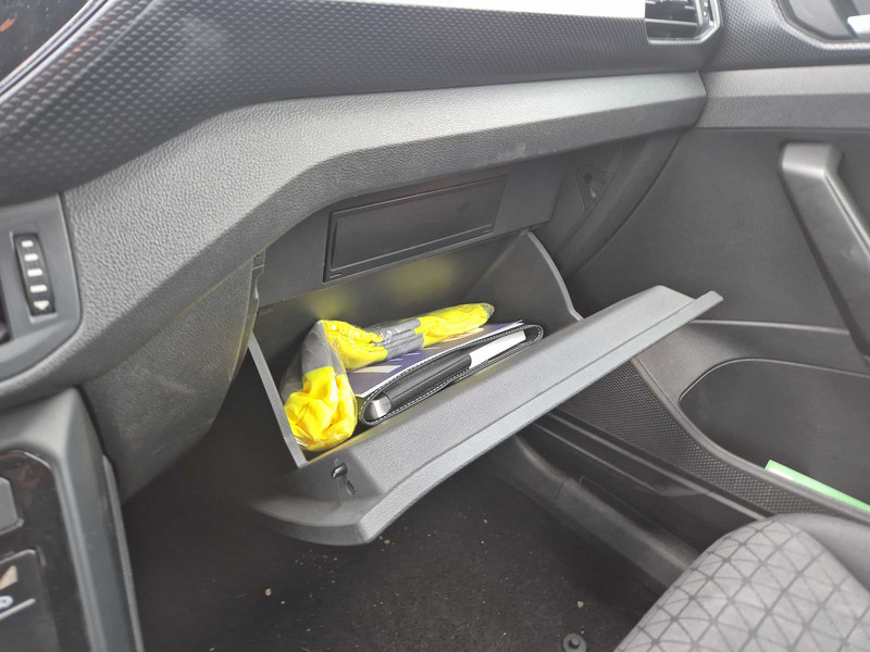 Foto Volkswagen T-CROSS 10