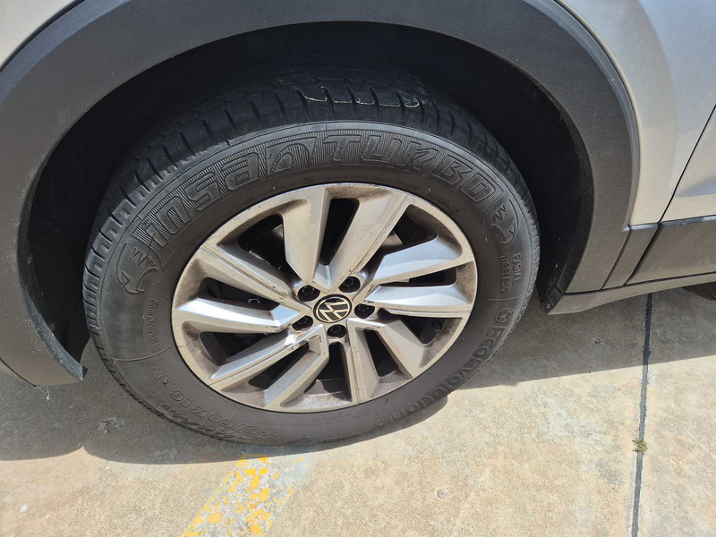 Foto Volkswagen T-CROSS 23