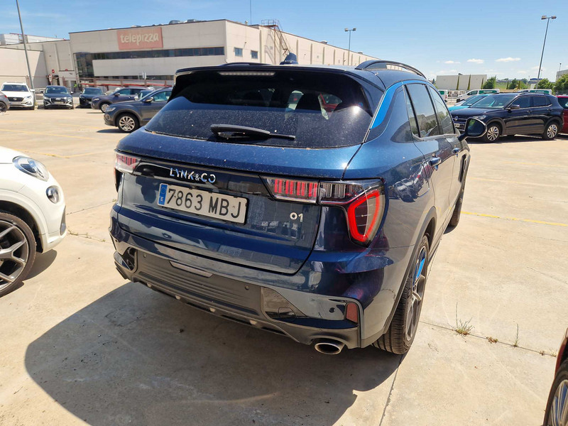 Foto LYNK & CO 01 3