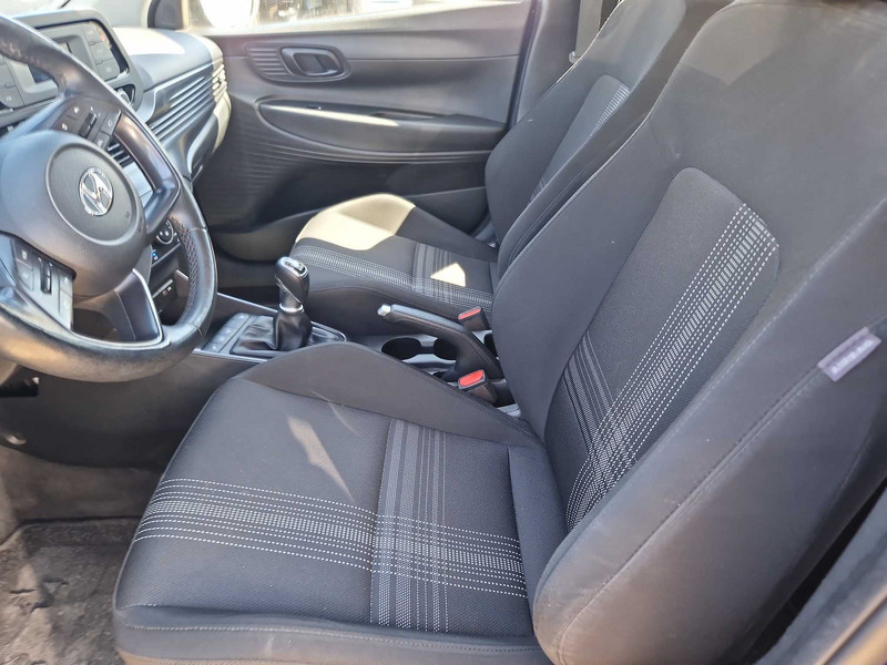 Foto Hyundai BAYON 12
