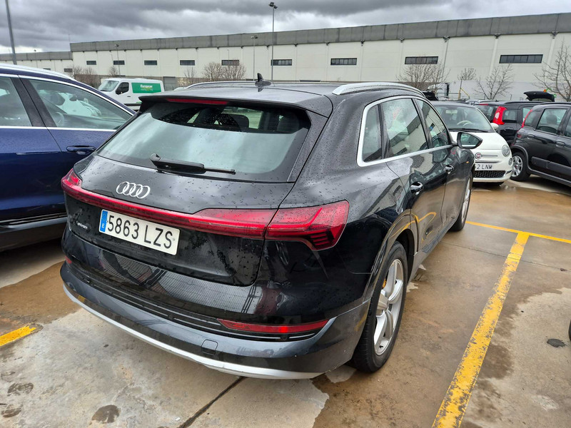 Foto Audi E-TRON 3