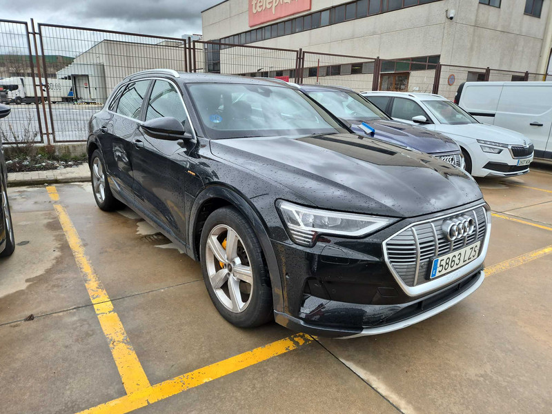 Foto Audi E-TRON 4