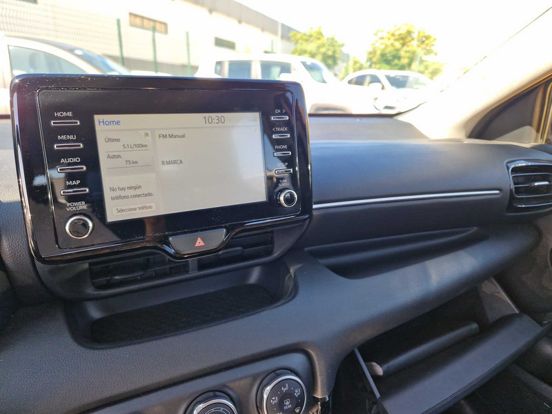 Foto Toyota Yaris 9