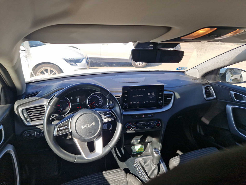 Foto Kia Cee'd Ceed 1.6 MHEV iMT Eco-Dynamics Drive 136 14