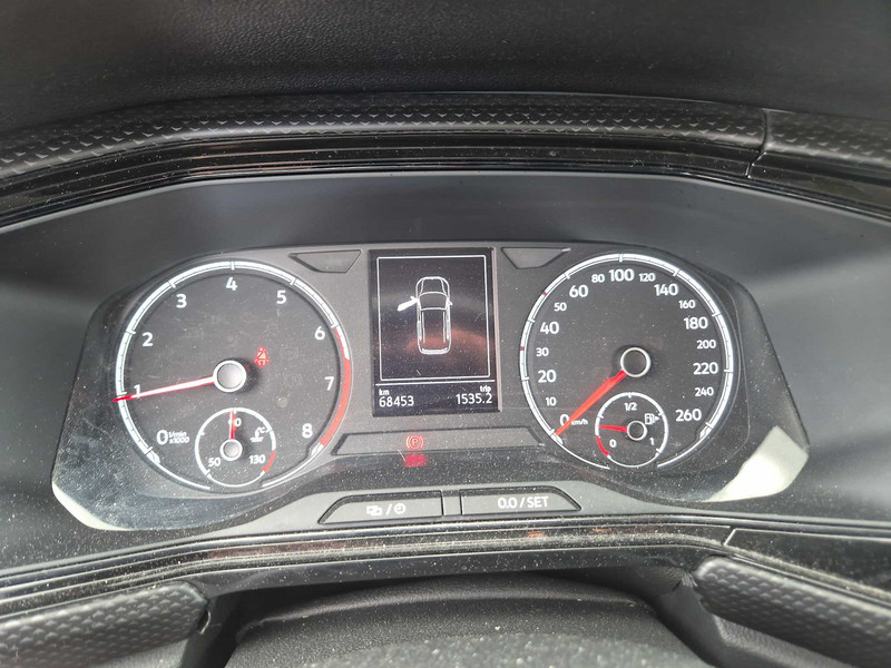 Foto Volkswagen T-CROSS 8