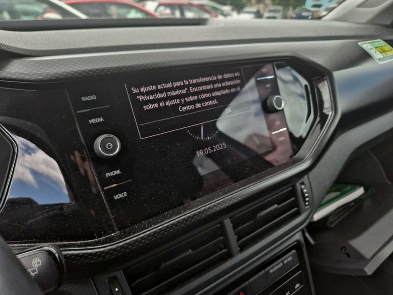 Foto Volkswagen T-CROSS 9