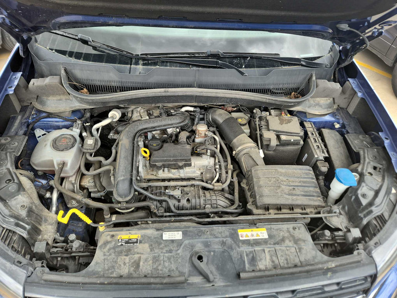 Foto Volkswagen T-CROSS 11