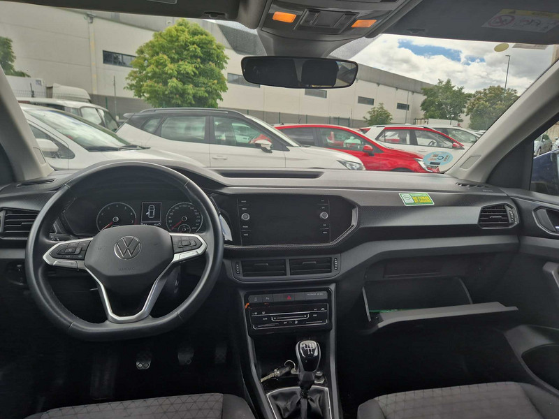 Foto Volkswagen T-CROSS 14