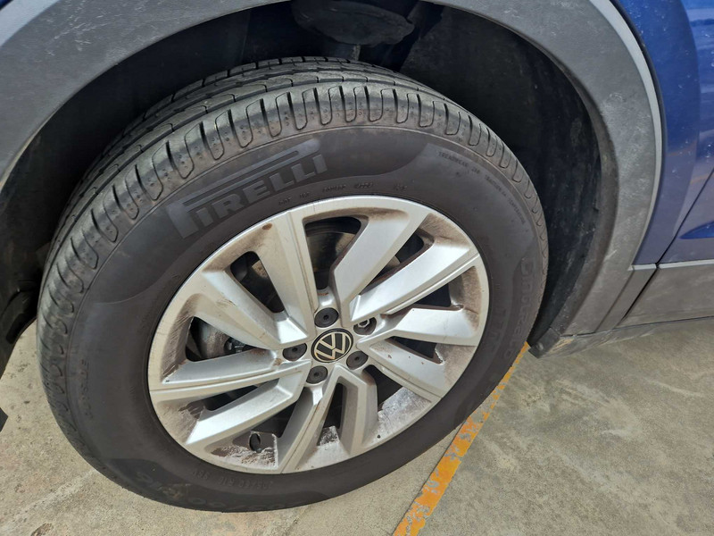 Foto Volkswagen T-CROSS 23
