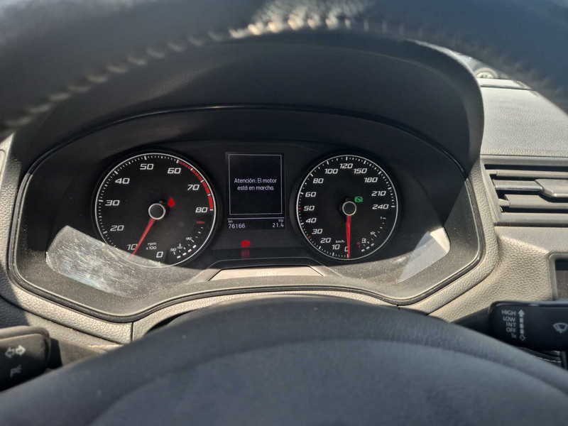 Foto Volkswagen T-Roc 8