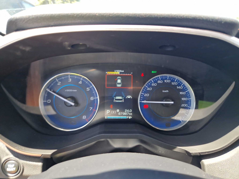 Foto Subaru XV 9