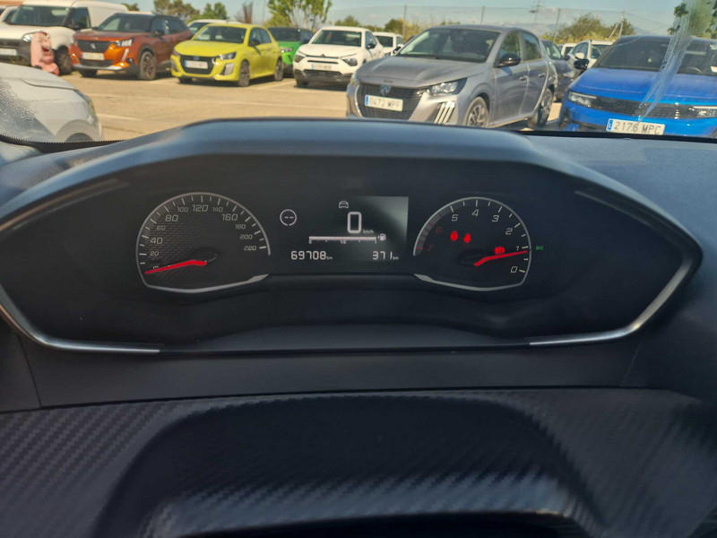 Foto Peugeot 208 9