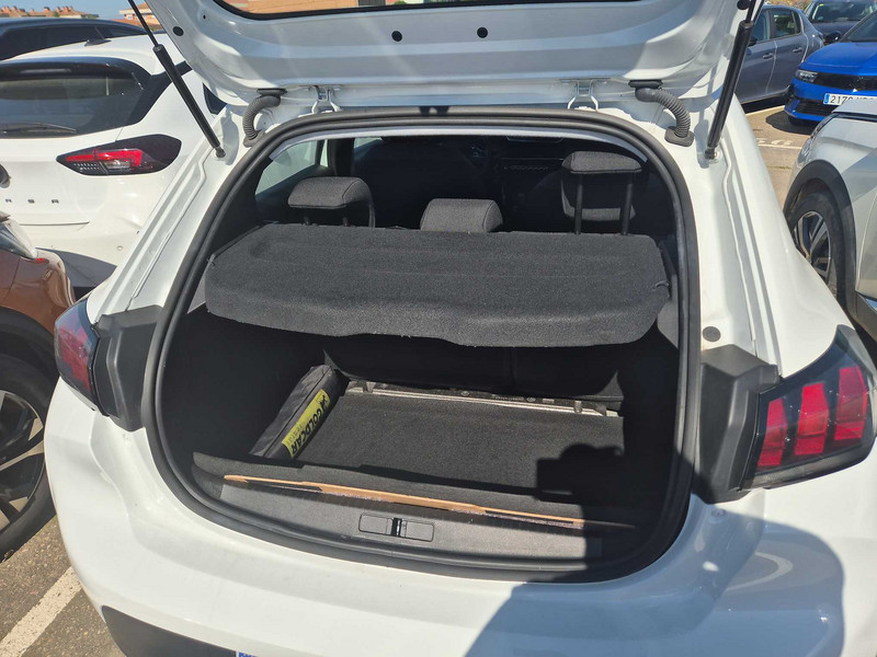 Foto Peugeot 208 17