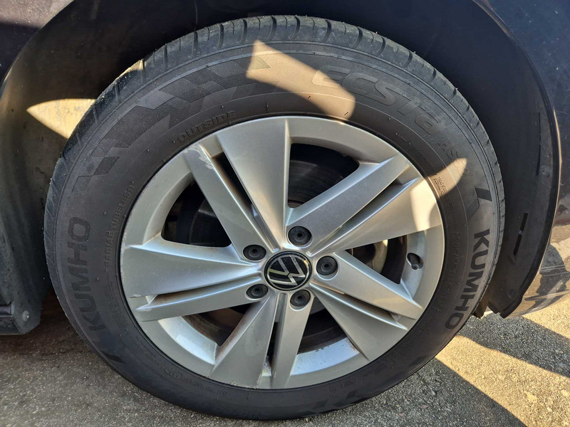 Foto Volkswagen Golf 23