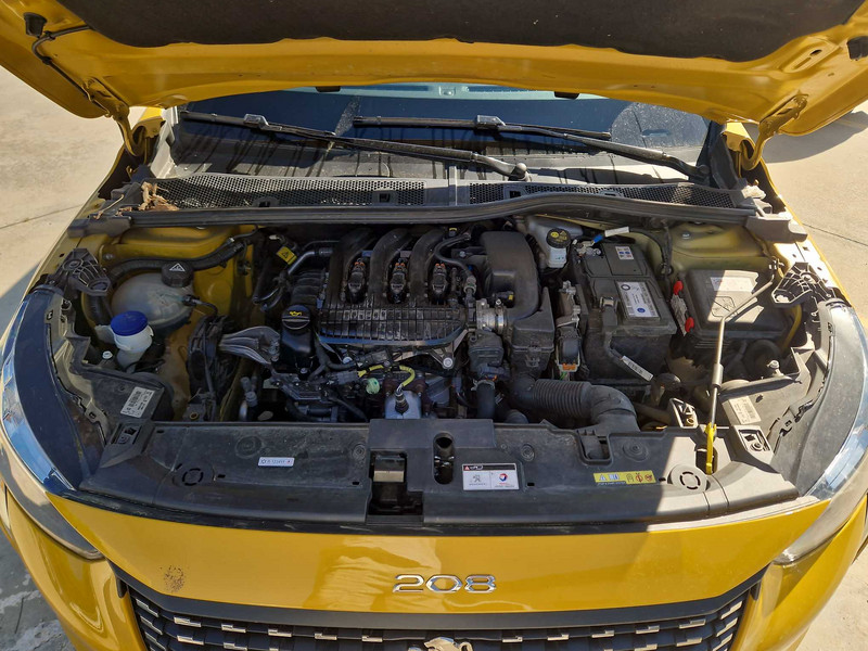 Foto Peugeot 208 11