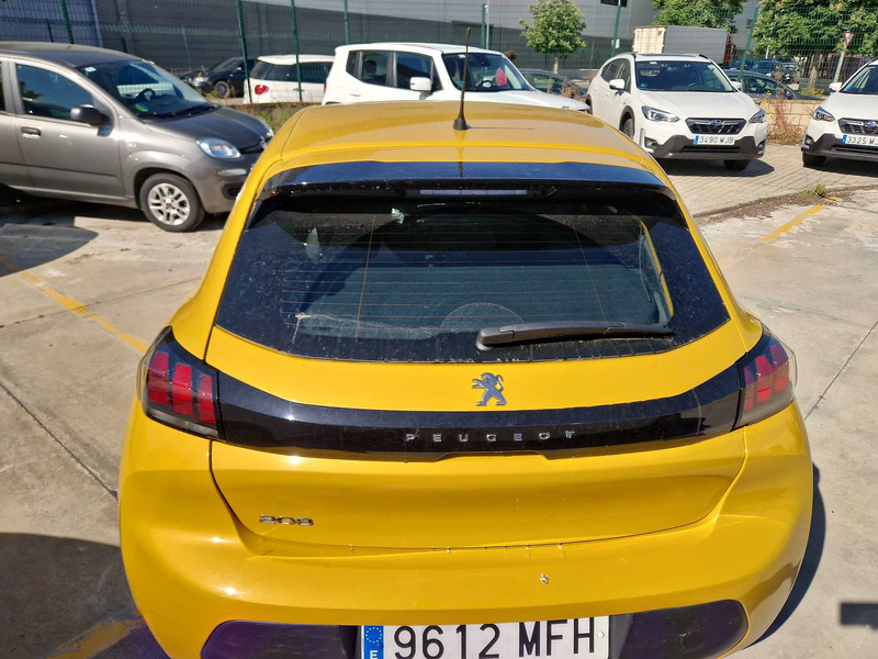 Foto Peugeot 208 15
