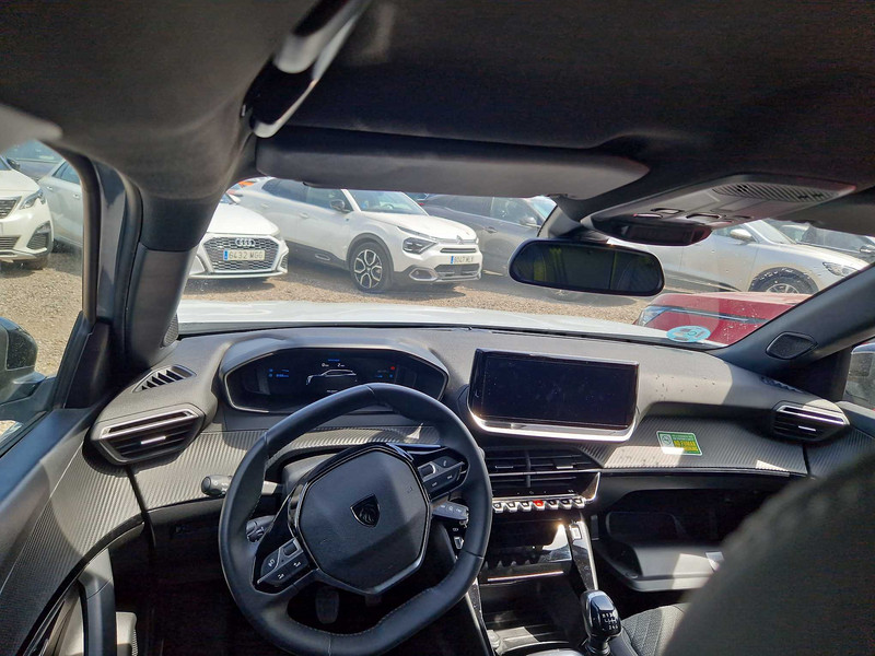 Foto Peugeot 2008 14