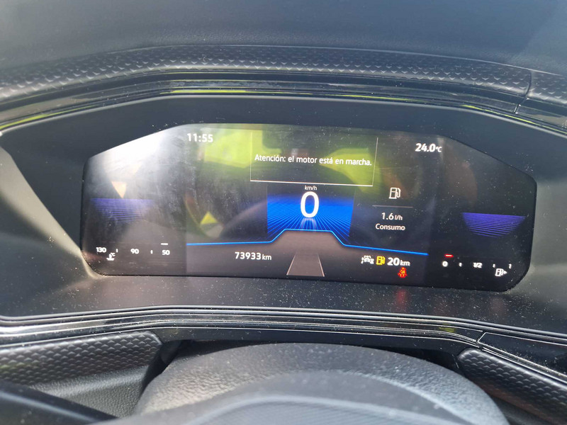 Foto Volkswagen T-CROSS 8