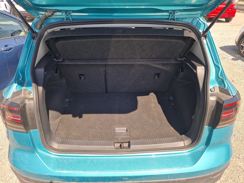 Foto Volkswagen T-CROSS 16