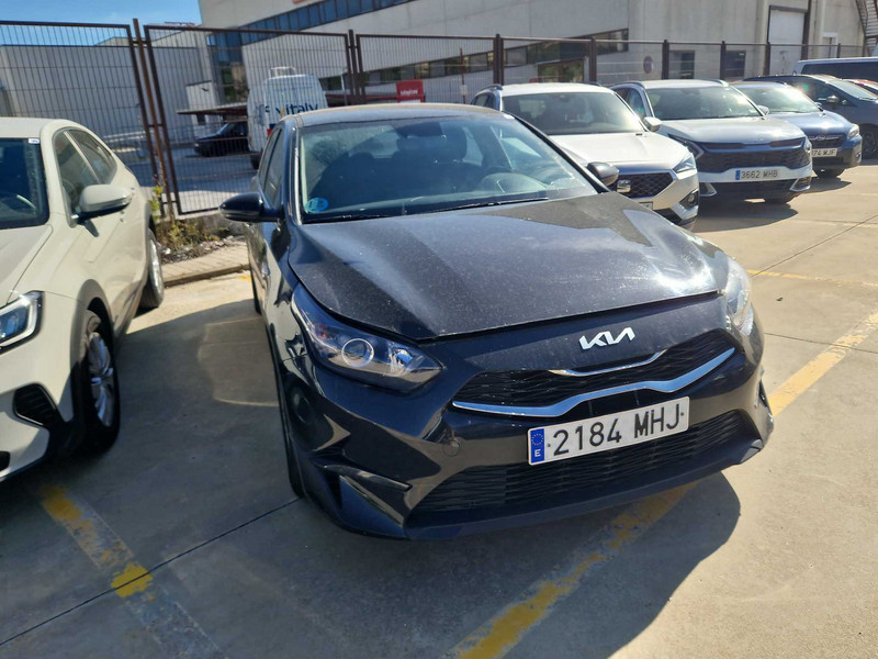 Foto Kia Cee'd Ceed 1.6 MHEV iMT Eco-Dynamics Drive 136 4