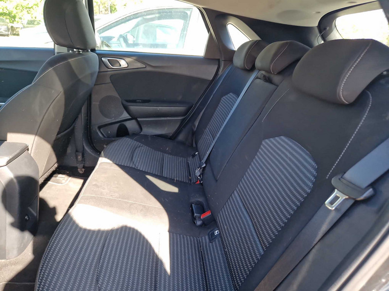 Foto Kia Cee'd Ceed 1.6 MHEV iMT Eco-Dynamics Drive 136 13
