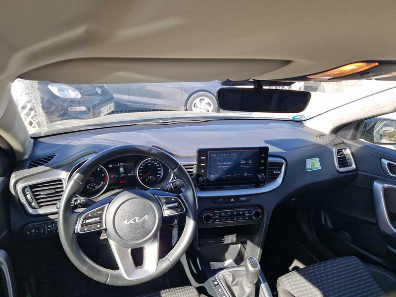 Foto Kia Cee'd Ceed 1.6 MHEV iMT Eco-Dynamics Drive 136 14